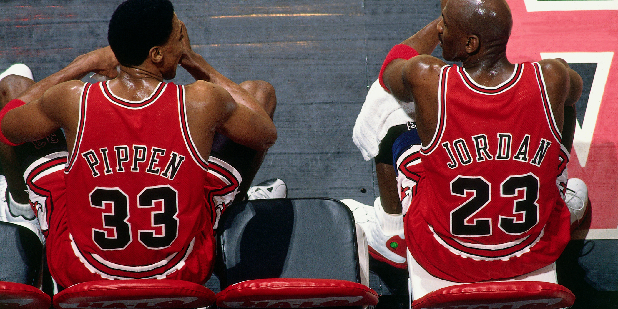 Luc Longley and Michael Jordan reveal how they became friends