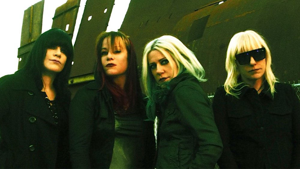Press photo of L7