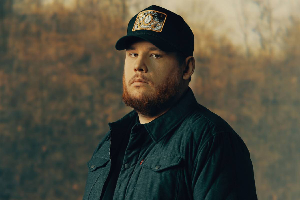 Country Star Luke Combs Stays True to His Everyman Roots on 'Growin' Up'